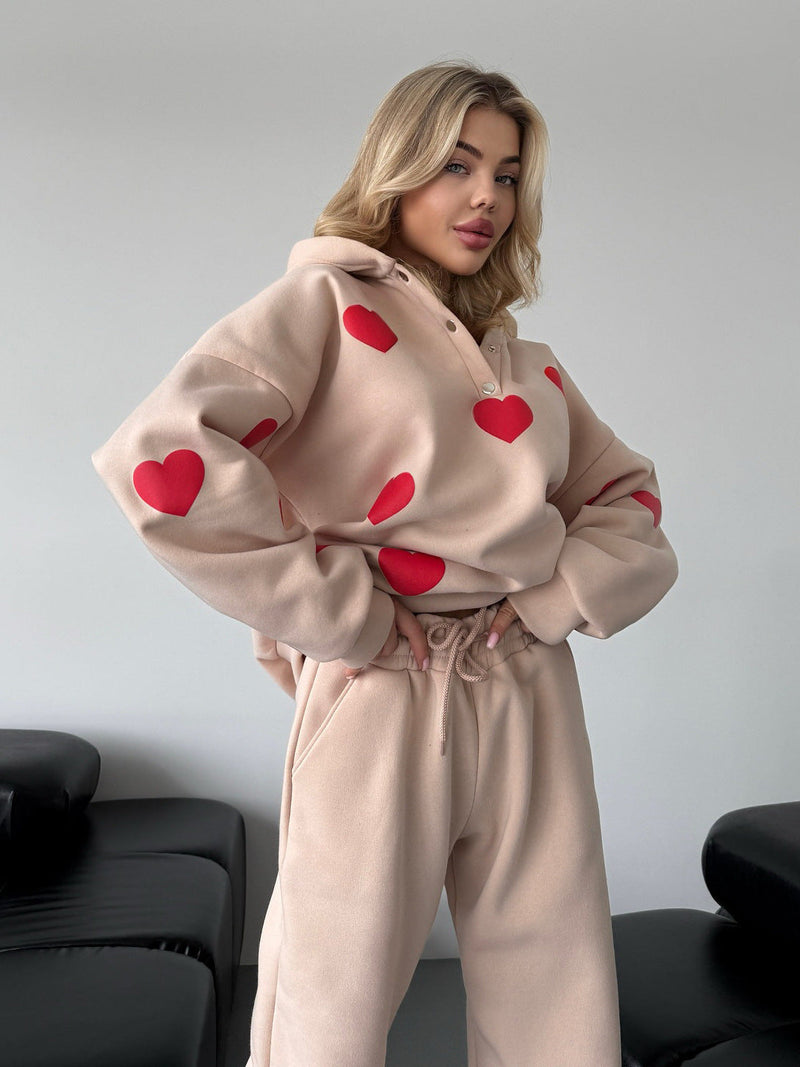 Heart-Shaped Hooded Street Trend Sweatshirt